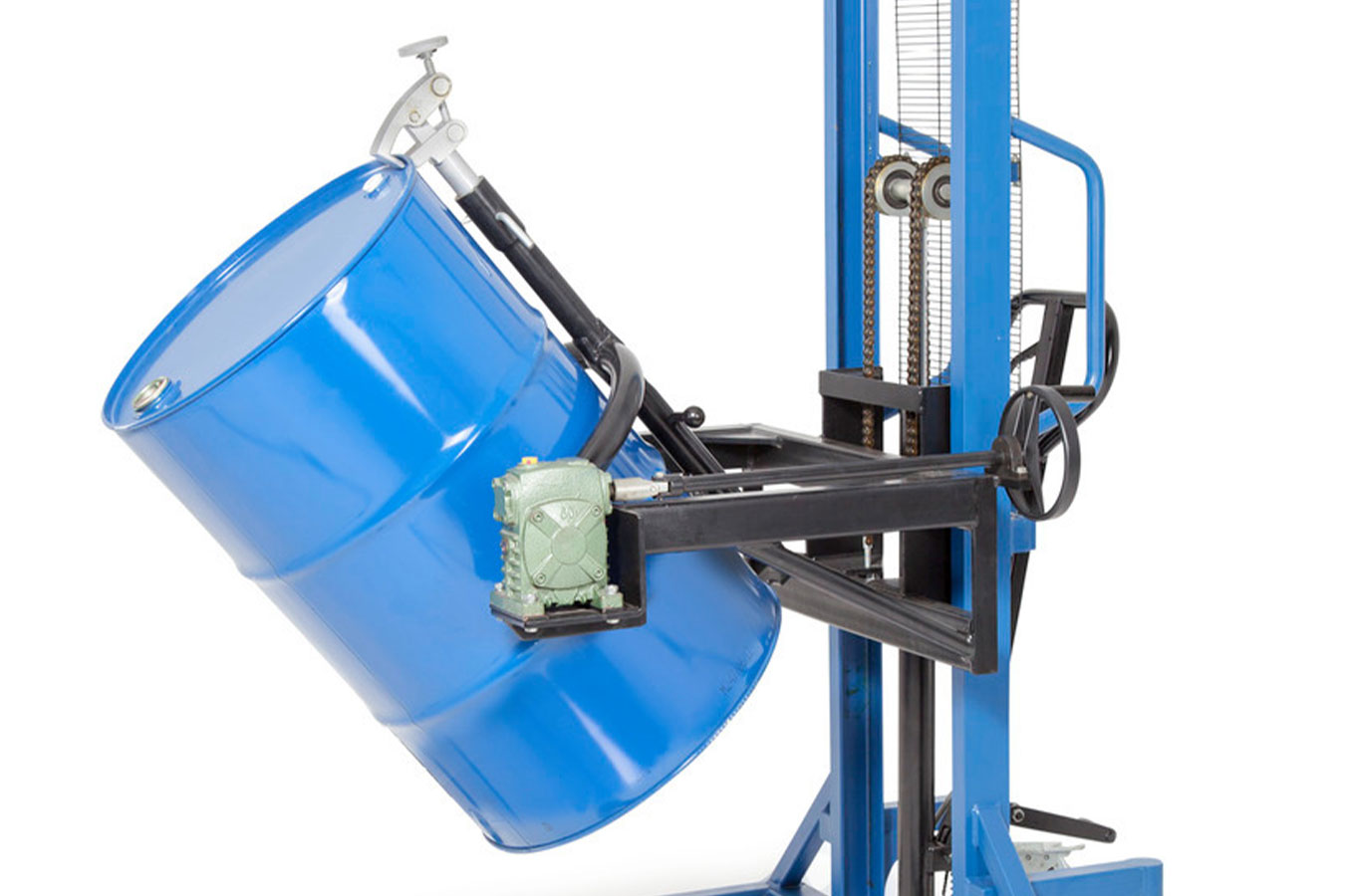 Virador de bidões para rodar, misturar e esvaziar de forma doseada