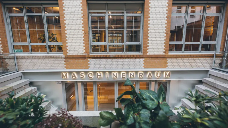 Maschinenraum Eingang
