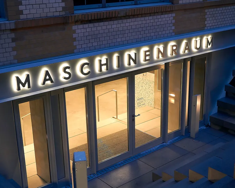 Maschinenraum Wortmarke über dem Eingang
