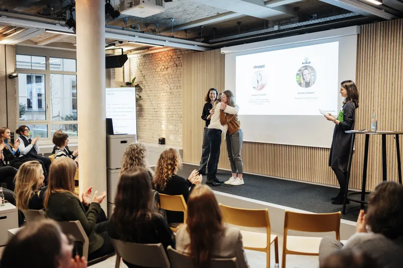 female mentoring