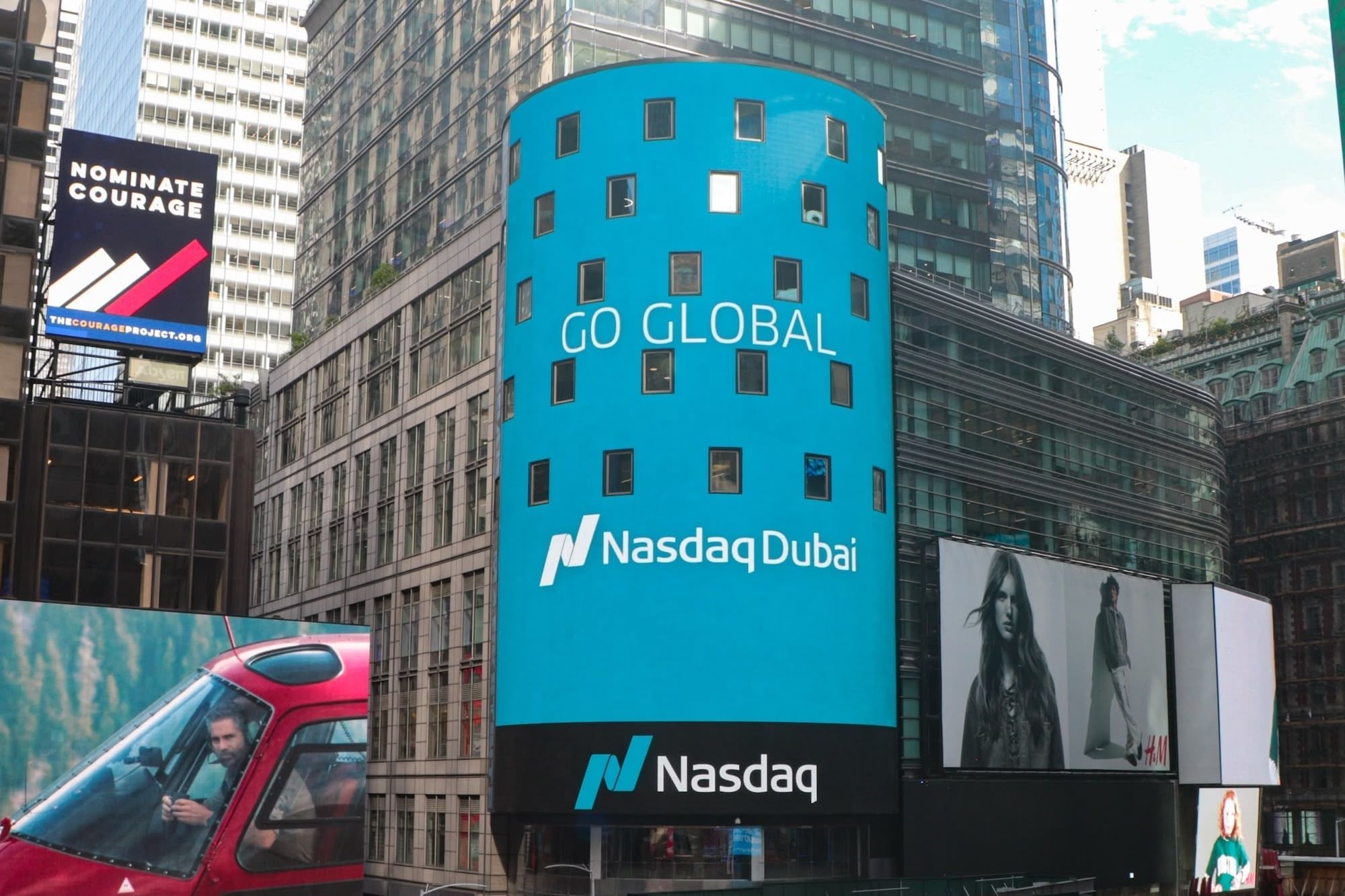 https://a.storyblok.com/f/81548/2000x1333/a3b94ec818/nasdaq-dubai-2026.jpg