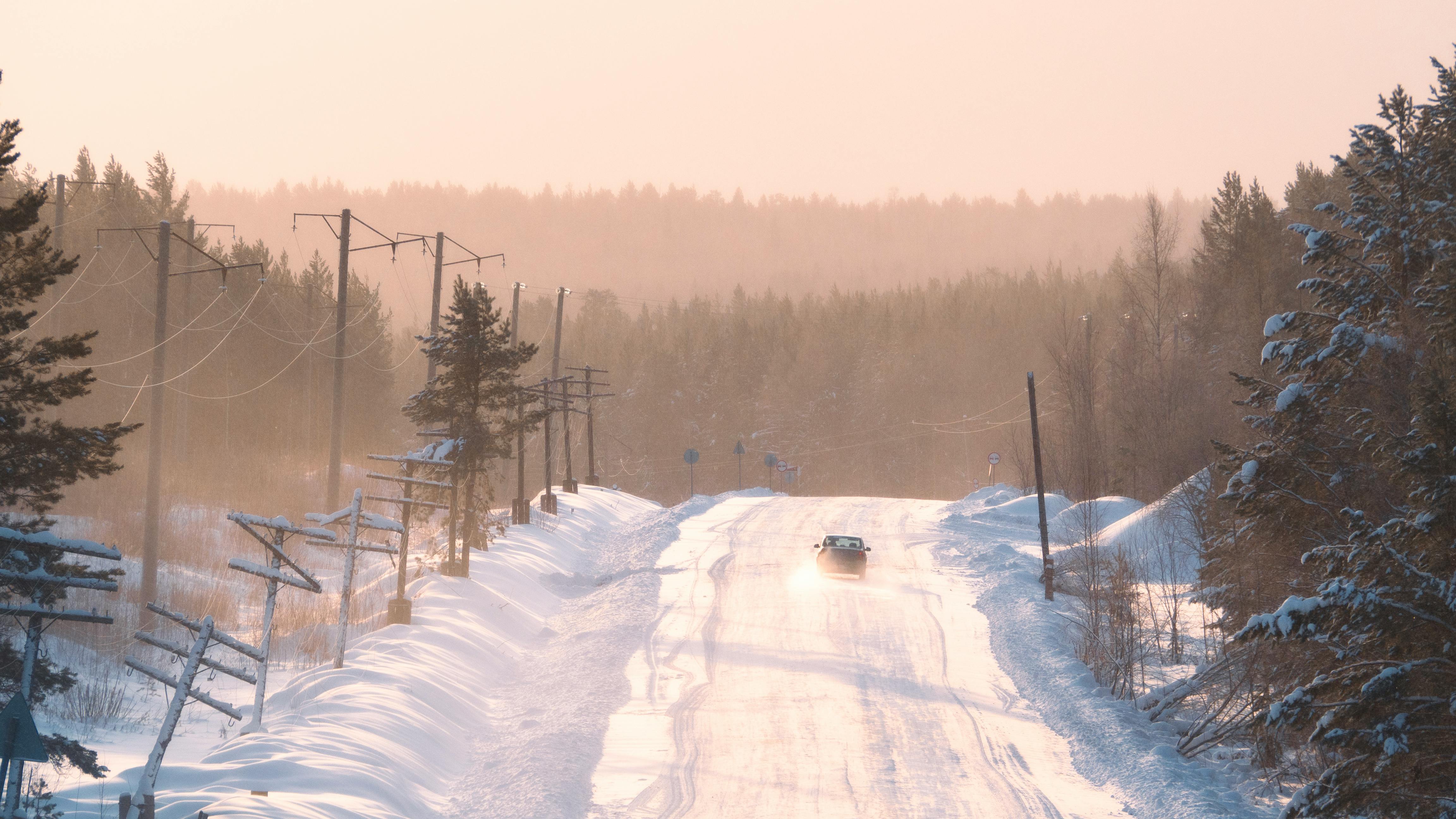 Electric Cars in Winter: Tips for Maximum Range