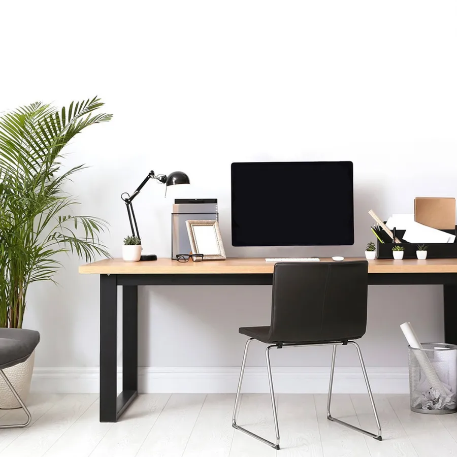 Monitor in home office | Vogel's