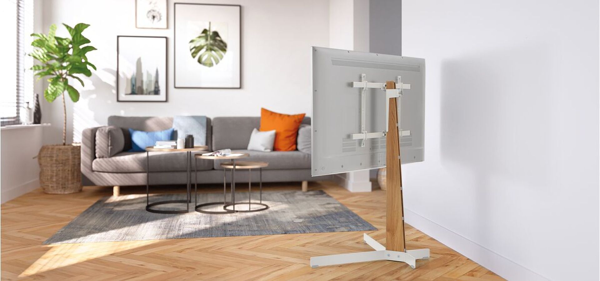 Ein weißer TV-Ständer TVS 3695 | Vogel's