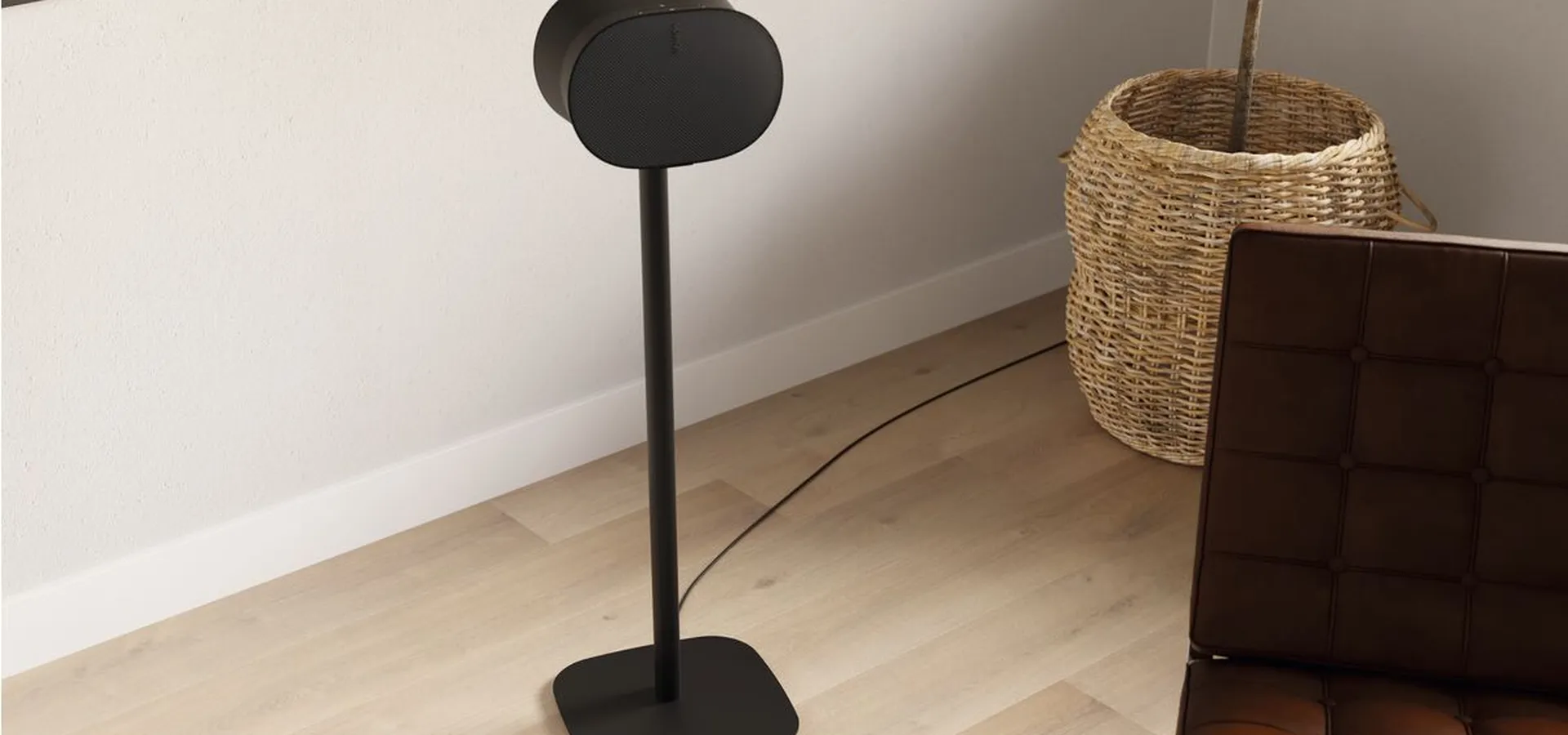 Sonos Era speaker floor stand livingroom | Vogel's
