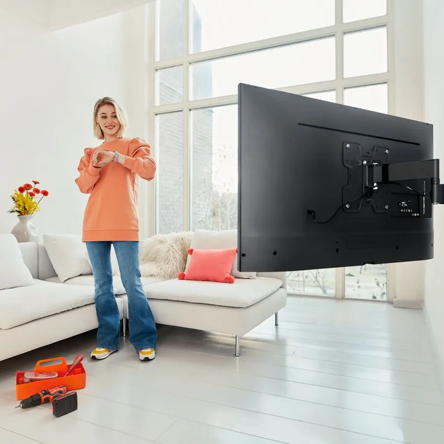 Full-Motion TV wall Mount, QUICK | Vogel's 