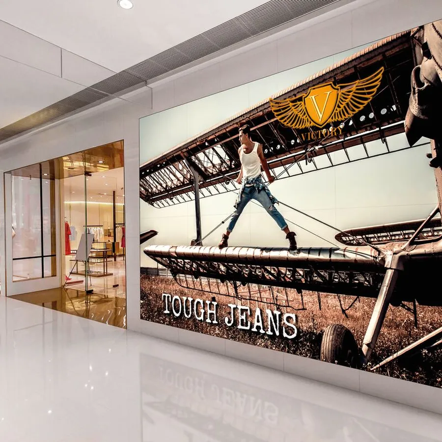 Videowalls in retail | Vogel's