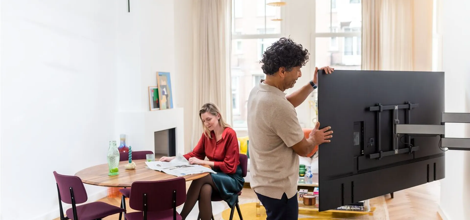 ELITE, TV mount, design & performance | Vogel's 