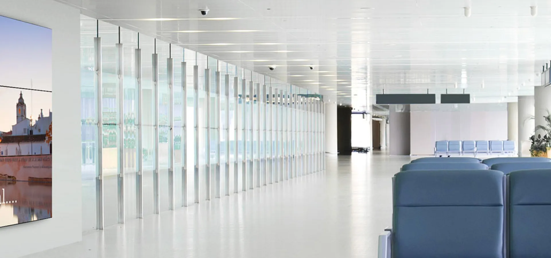 Pop-out video wall LCD
