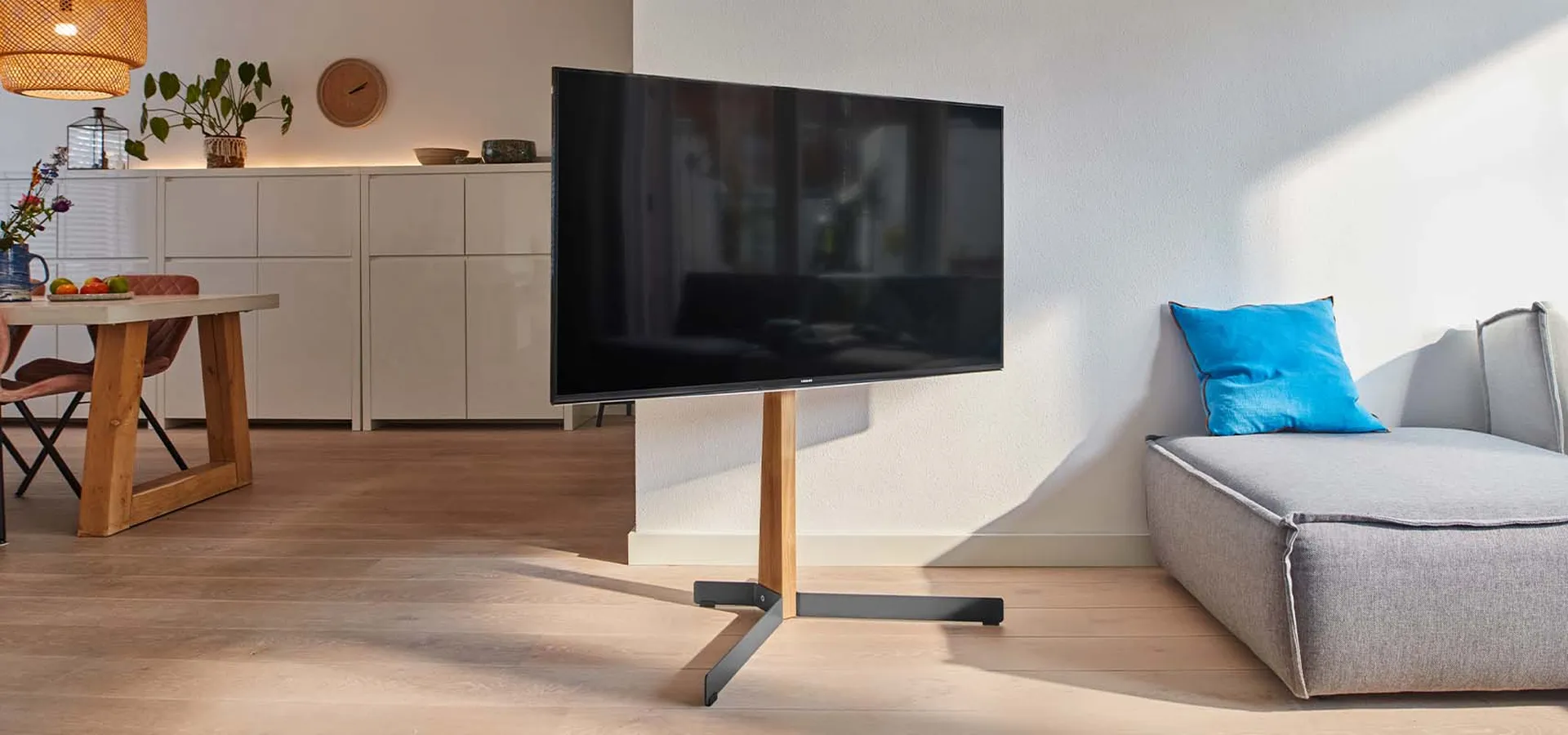 TV Stand in living room | Vogel's