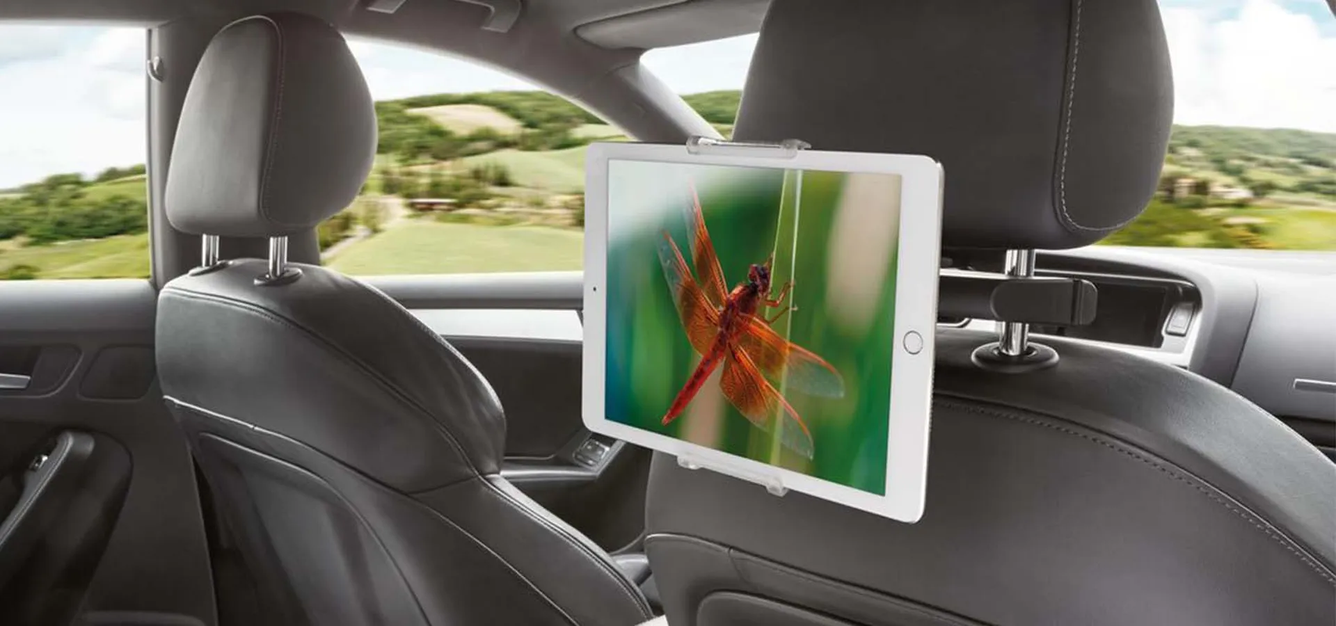 Tablet mount in the car | Vogel's