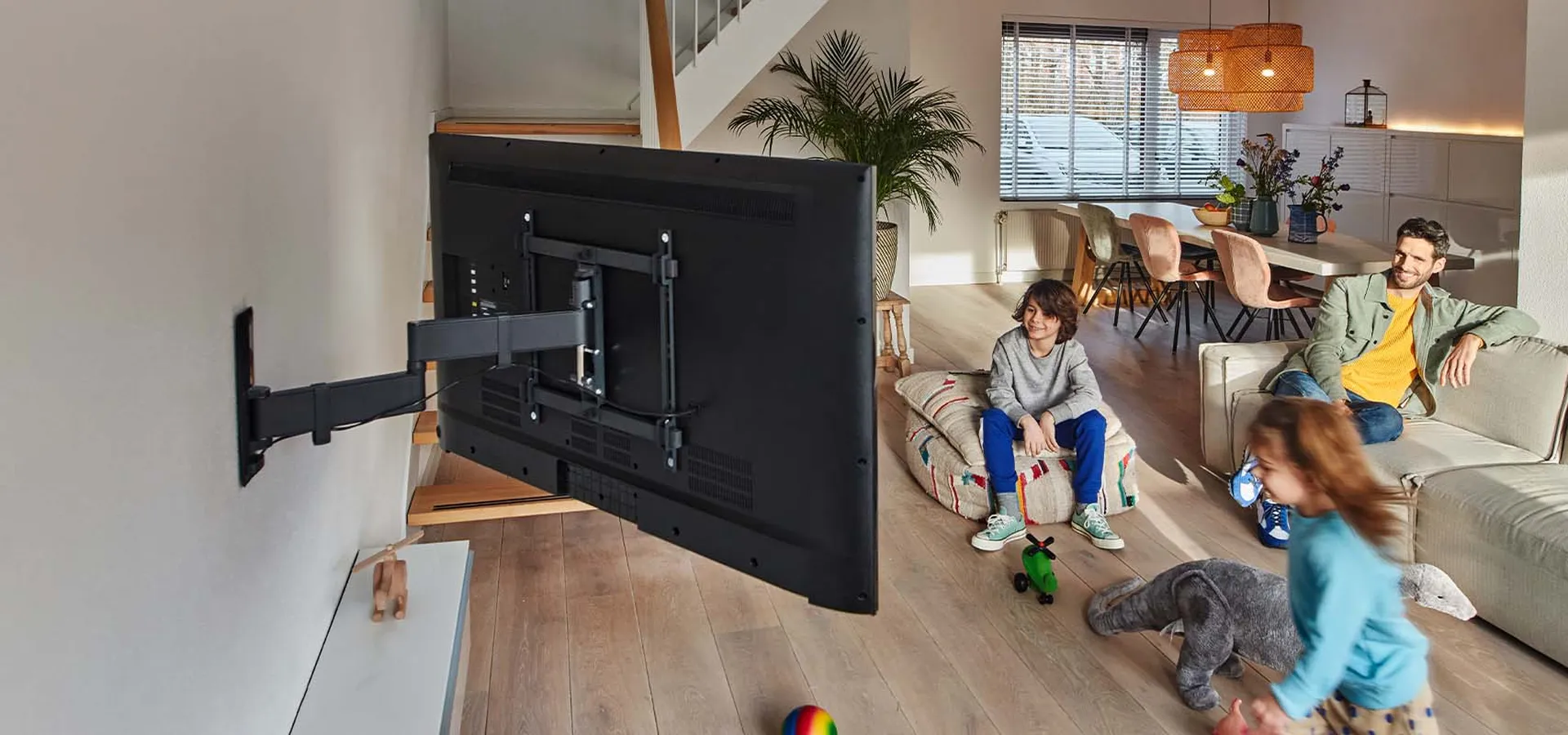 Category TV Wall Mounts COMFORT Series | Vogel's 