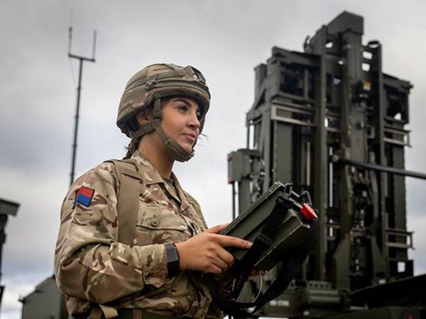 Female Artillery soldier operating a sky sabre