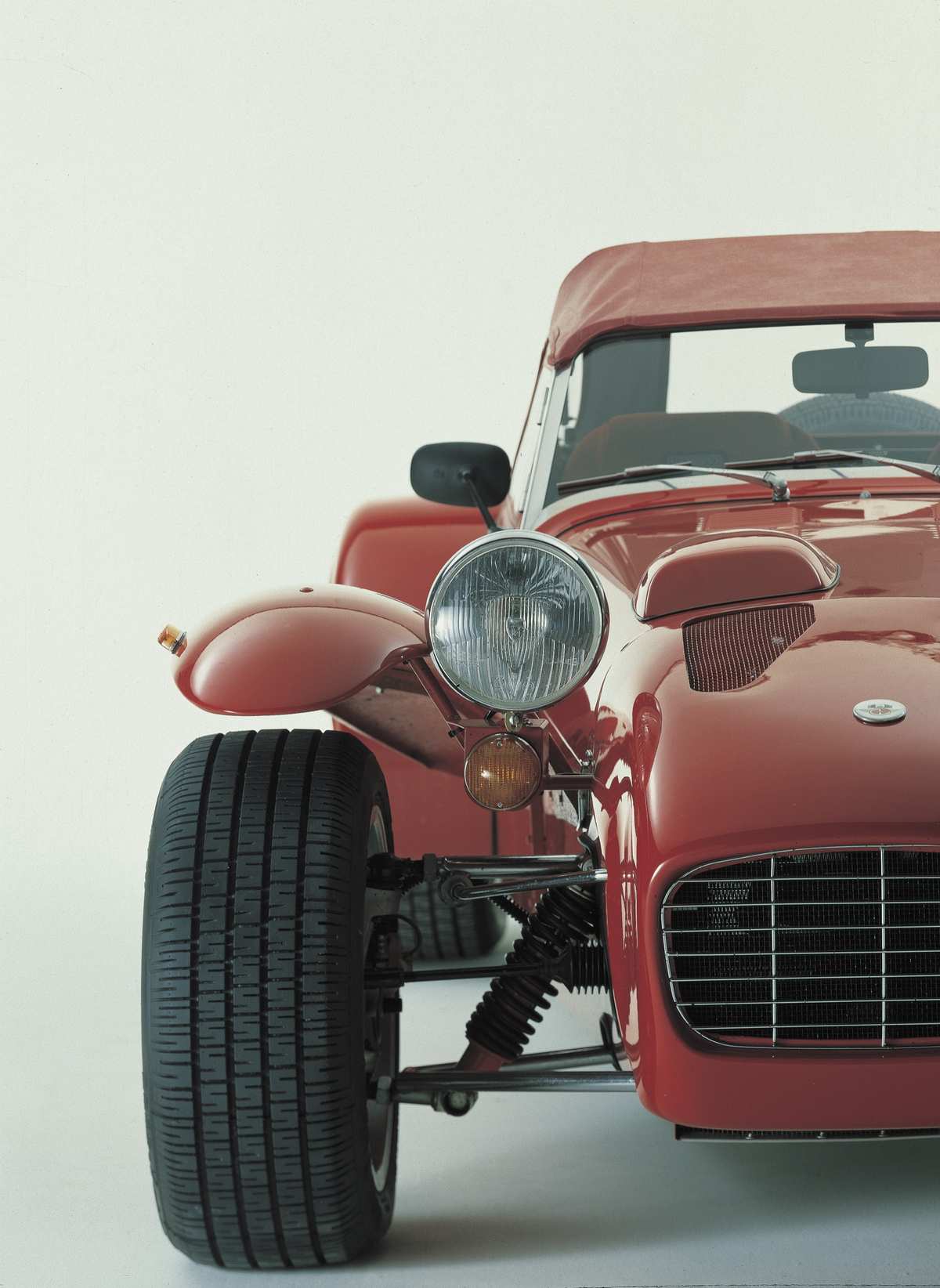 Red Donkervoort S7 frontal view