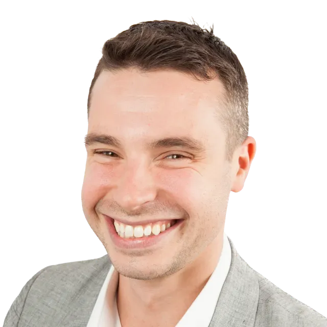 Alex Cork headshot