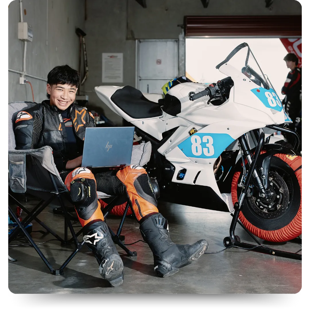 Alvin doing is online class while in between training.