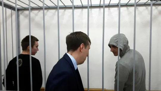 Патрабуем неадкладнага перагляду прысуду палітвязняў Мікіты Емяльянава і Івана Комара