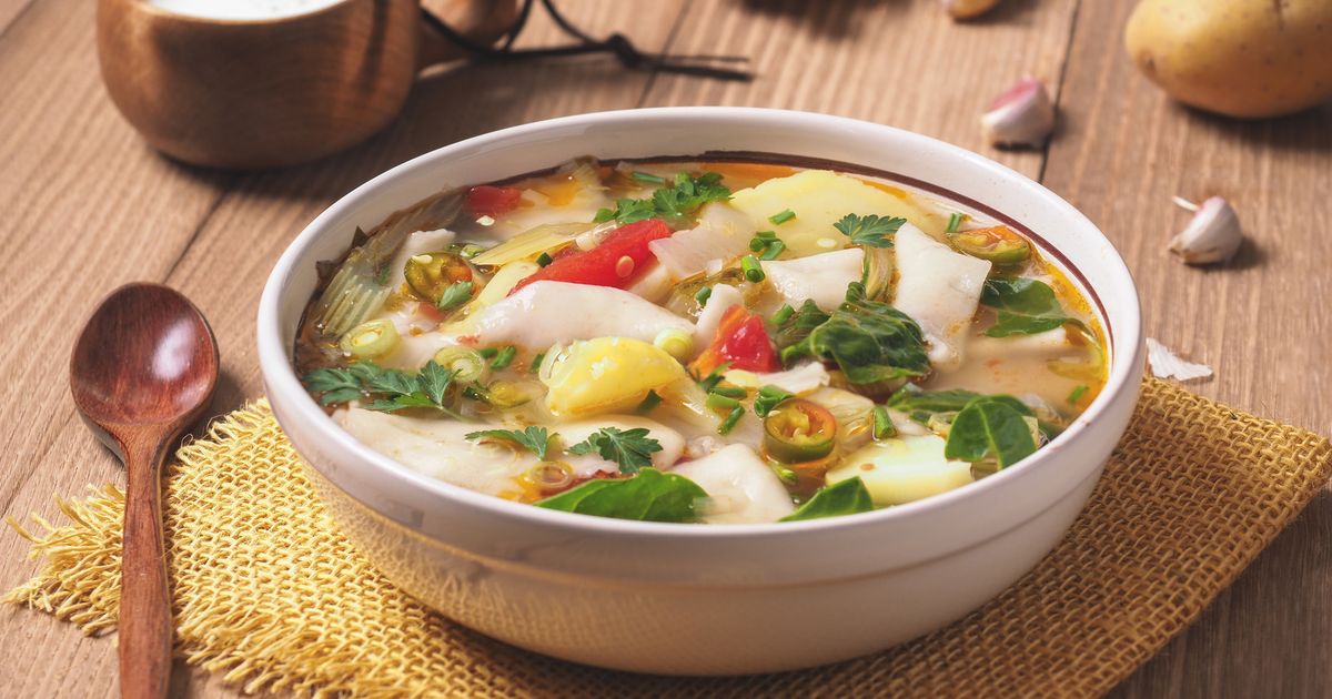 Thenthuk: Tibetan pulled noodles with vegetables | Faraway Worlds