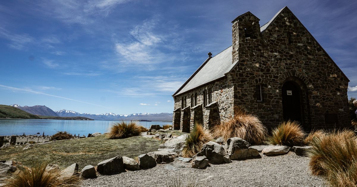 how-much-does-a-trip-to-new-zealand-cost-faraway-worlds