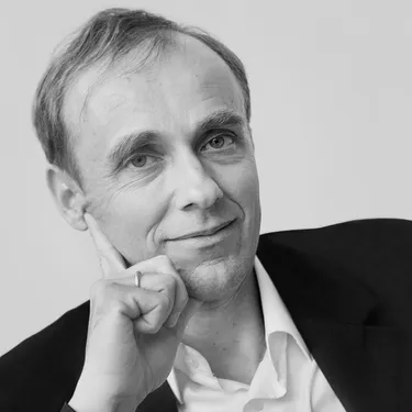 Billede af Forfatter Adrian Geiges
