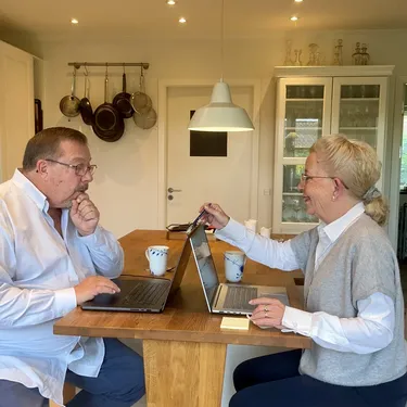 Skriveværkstedet med Anette og James Price om 'Mord og Mozzarella'