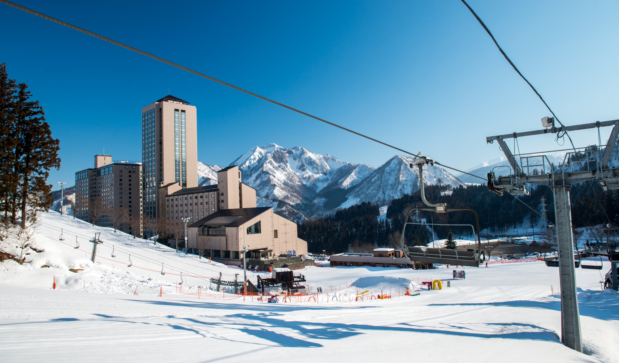 NASPA Ski Garden, a skiers-only resort in Yuzawa