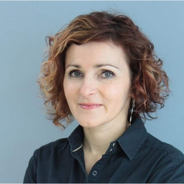 MUDr. Čarna, doctor, medical 