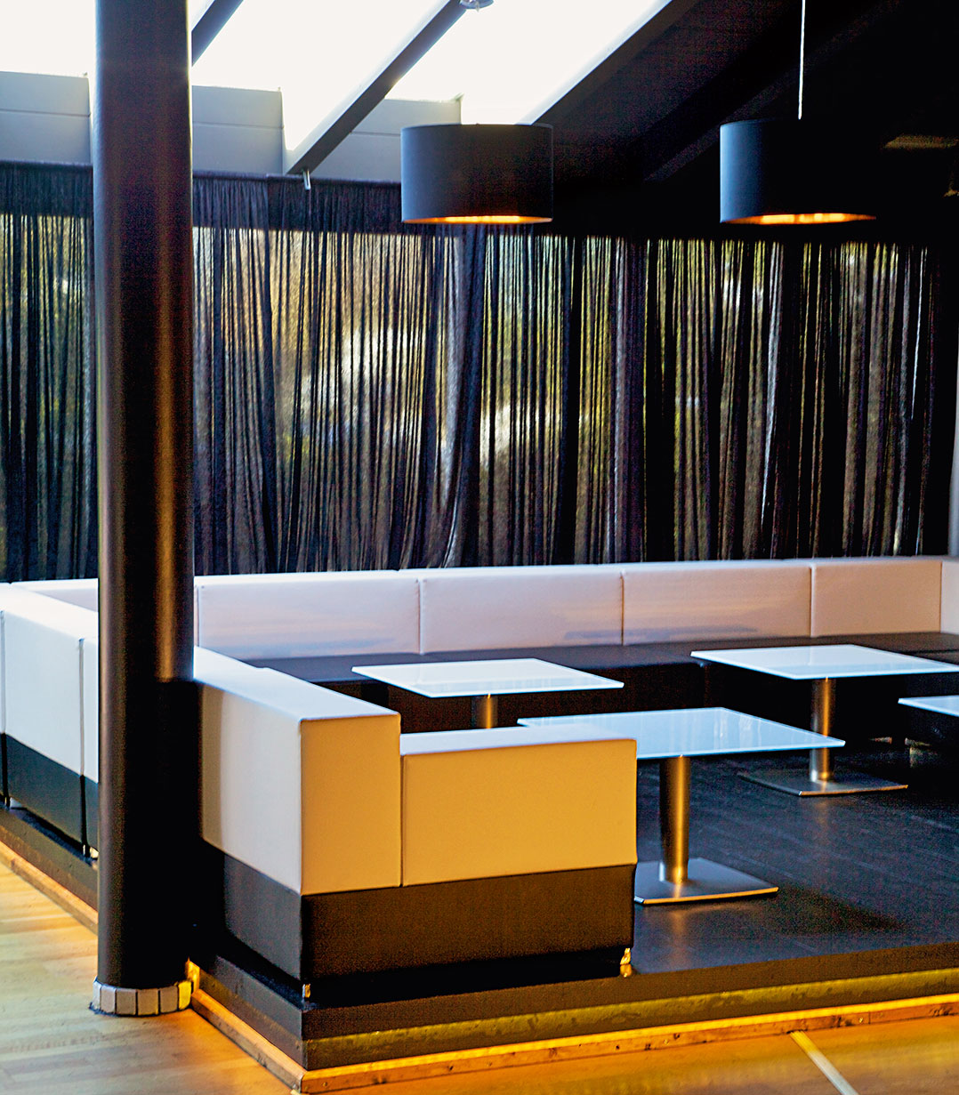 Indoor Club furniture for your restaurant or hotel