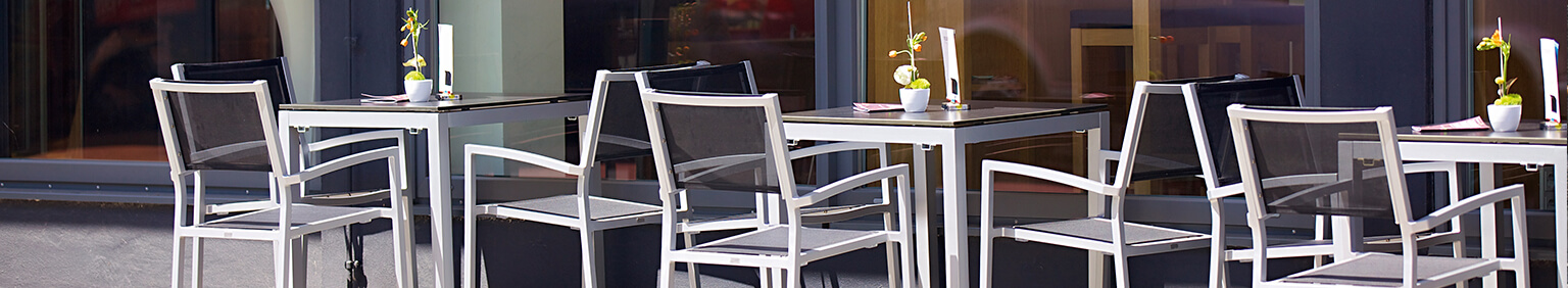 Chaises tissées pour votre restaurant ou hôtel