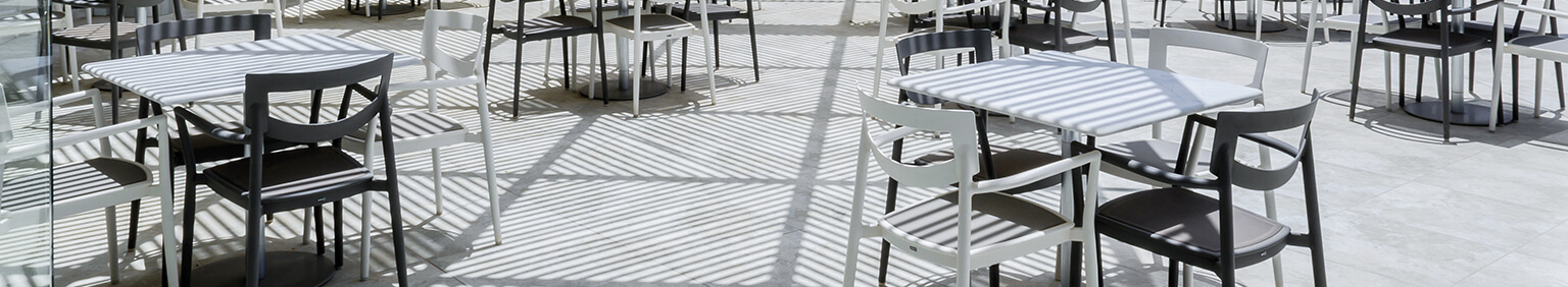 Outdoor tables for your restaurant or hotel