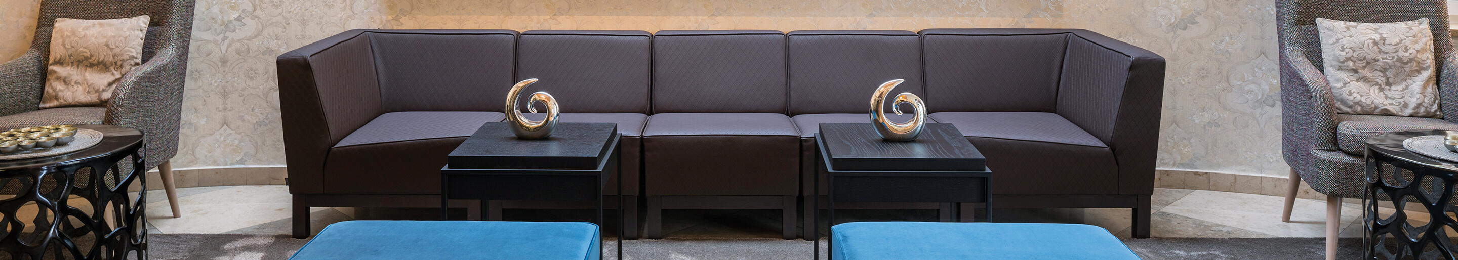 Indoor Lounge furniture for your restaurant or hotel