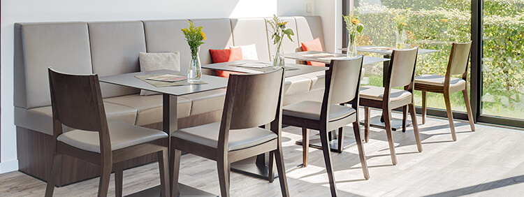 Chaises pour votre restaurant ou hôtel
